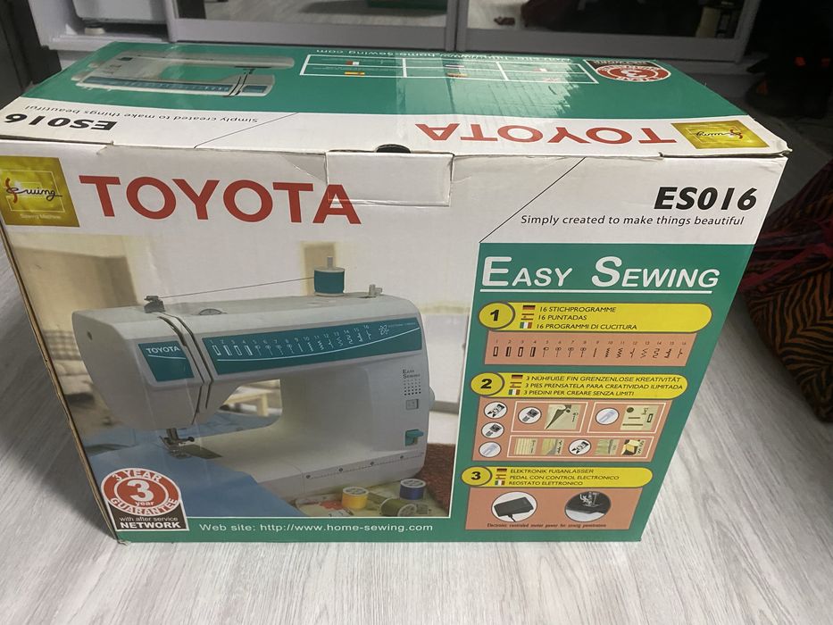 Швейна машина Toyota ES016 (Японія)