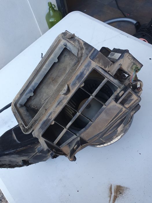 Range Rover Classic - diverso material