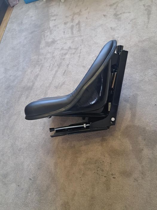 Siedzenie URSUS C-360 C-330 T-25