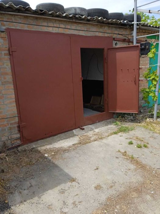 Продам гараж на Жадова