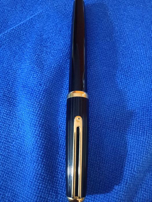 Caneta Inoxcrom Sirocco aparo preta