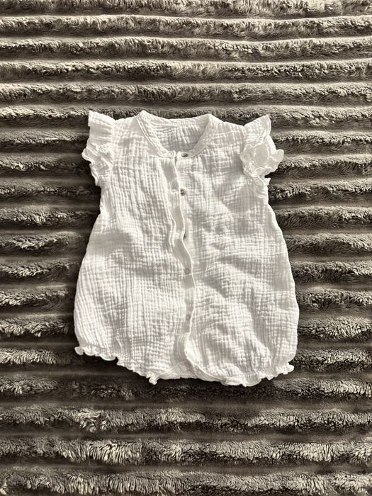 Продам дитячі плаття та костюми, боді