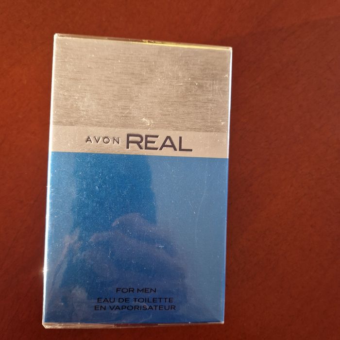 Avon Real zafoliowane unikat na prezent