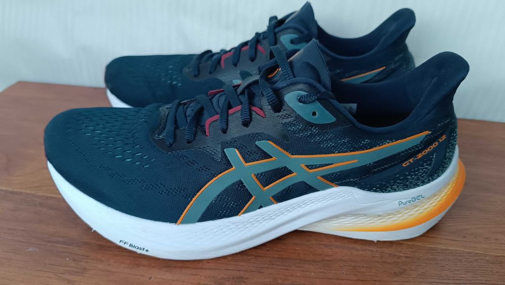 Asics GT-2000 12. Кроссовки 44 28 см оригинал