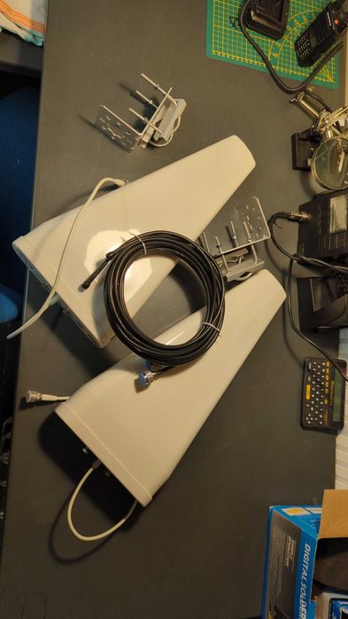 2x Antena ATK504 LTE/4G/5G od 698 do 2690 MHz 10m SMA