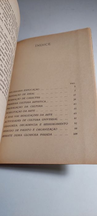 Sumário Histórico das Artes Plásticas em Portugal - Diogo de Macedo