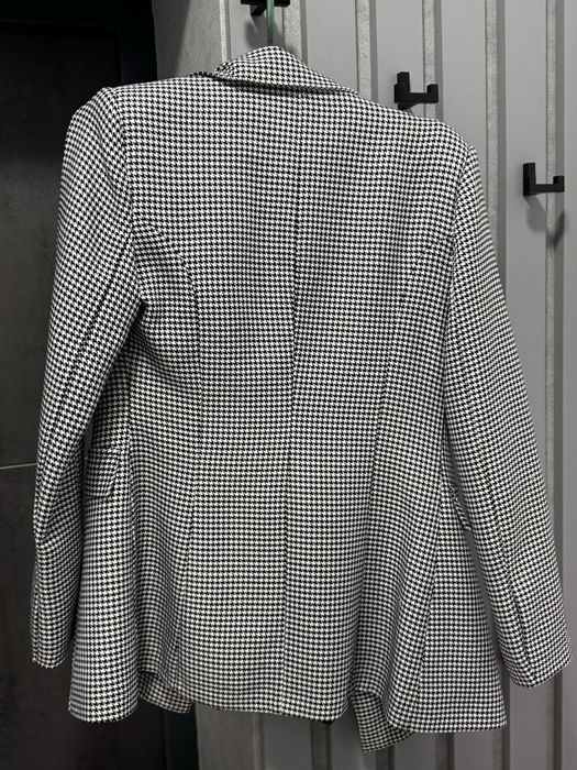 Жіночий модний піджак