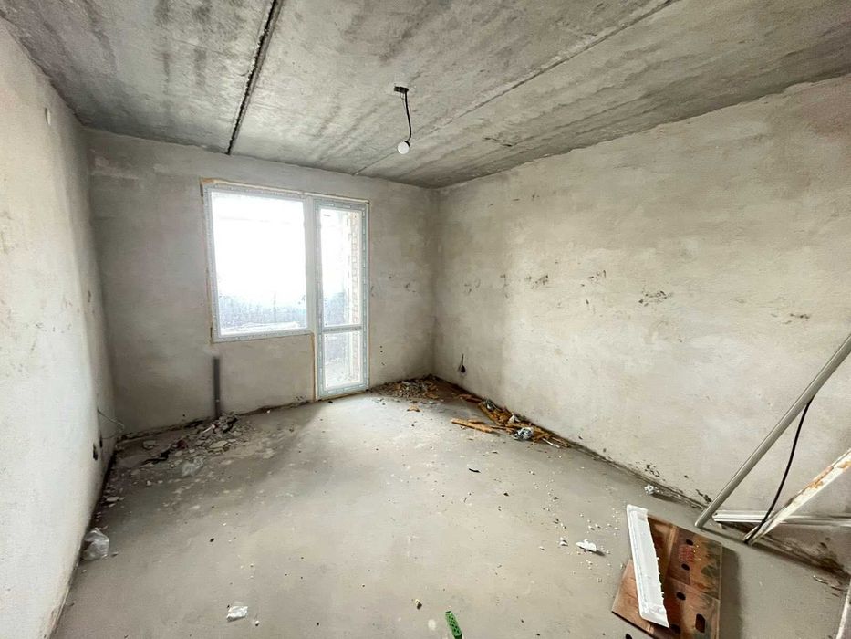 Трикімнатна в новому обжитому будинку Виставка