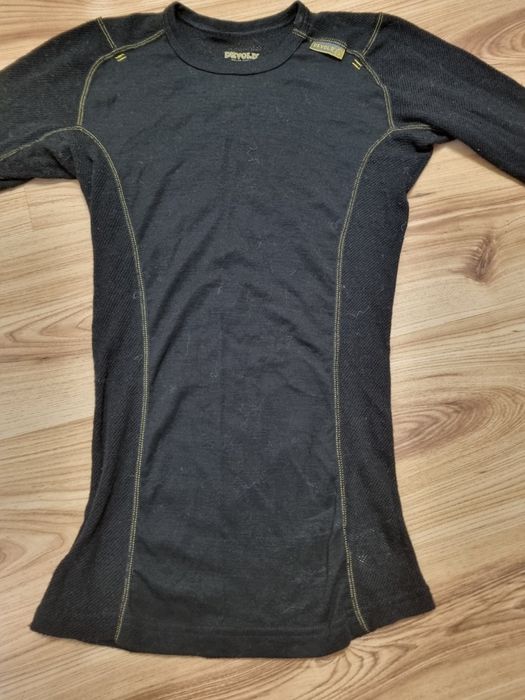 Odzież termiczna koszulka bluzka Devold S 36