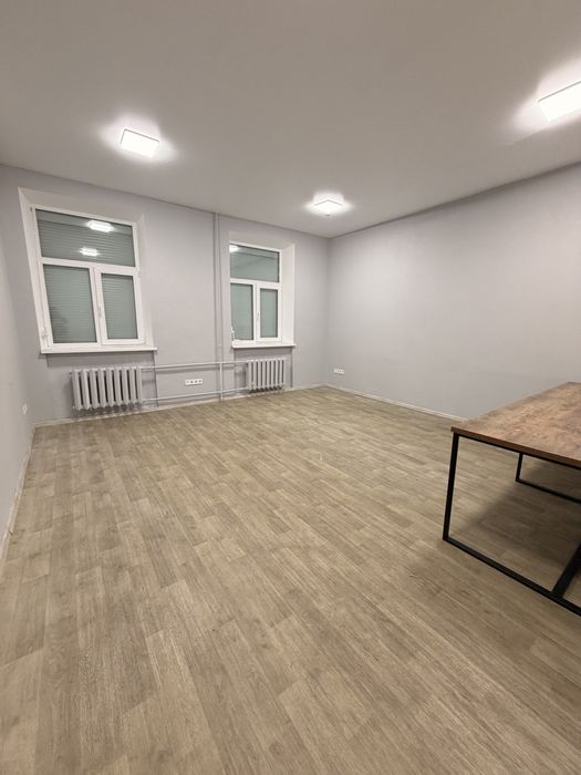 Оренда приміщення 42,7 м² в центрі міста, 1 поверх Воскресенська 16 – pohled 2