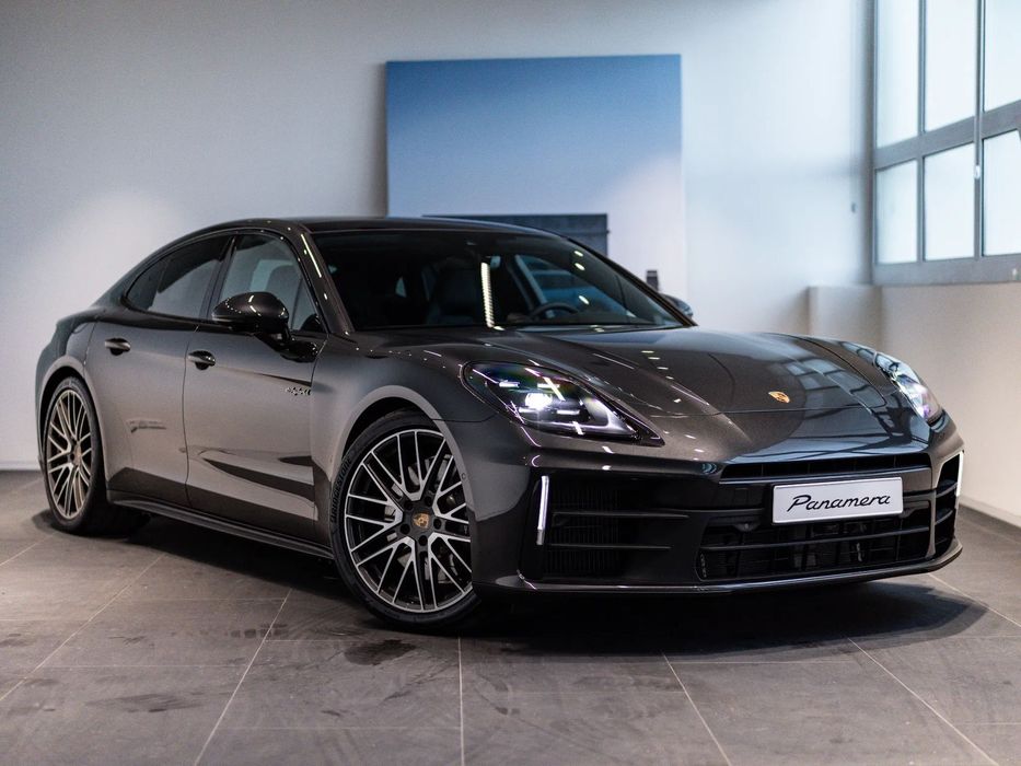 Porsche Panamera 4 E-Hybrid
