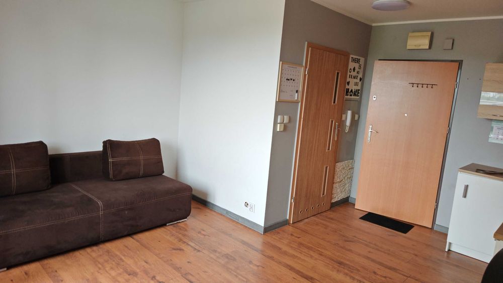 Kawalerka z balkonem oraz komórką lokatorską, pow.  22m2 do wynajęcia od zaraz Wejherowo Nanice przy SKM