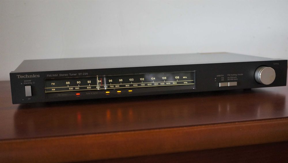 Radio Vintage Technics 1982/83