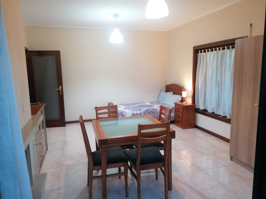 Quarto Arrendar/Alugar a Estudantes ou Trabalhadores - Gaia