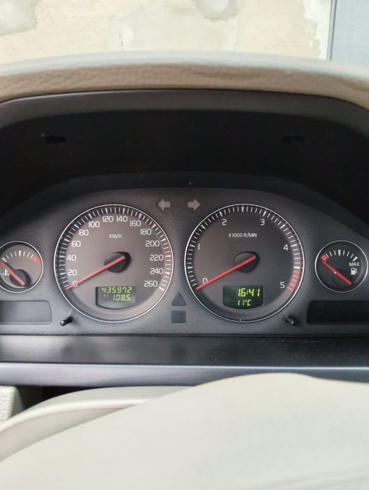 VOLVO XC90 2004r. Wersja 7 osobowa