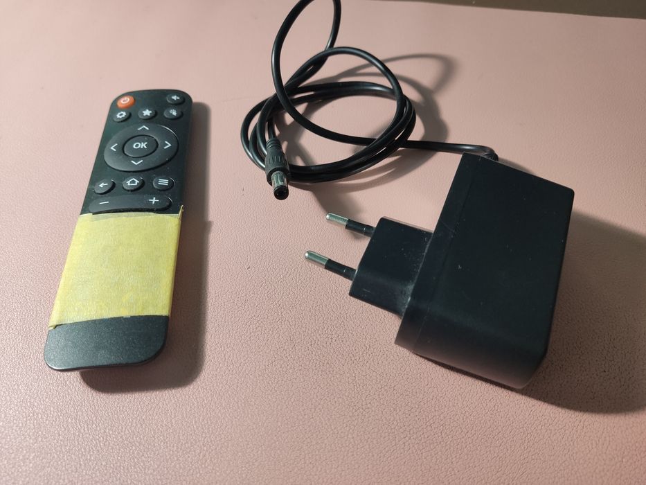 ТВ приставка iNext 4K2