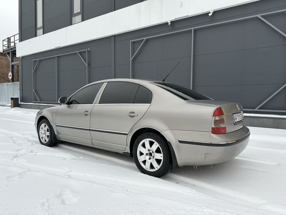 Skoda SuperB 2007. Дизель 2.0