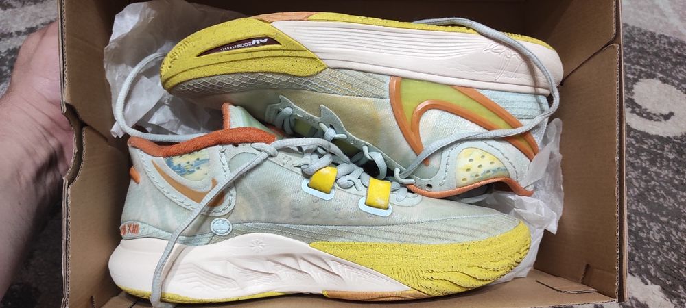 Продам баскетбольні кросівки Nike Kyrie 8 "Eagle"