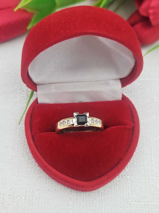 Złoty pierścionek 4,17 G 585