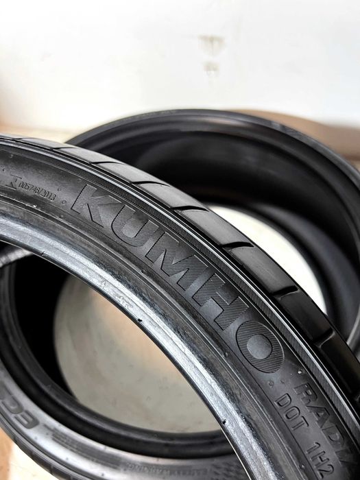 Pneus Kumho Ecsta PS71 - 225/35/19 - Como NOVOS