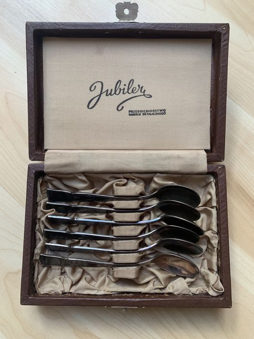 Kolekcjonerski zestaw łyżeczek z lat 70