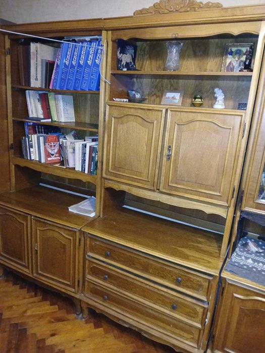 Стенка Рымыния. Дуб натуральный.