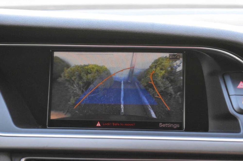 Audi A4 quattro Premium Plus      2014