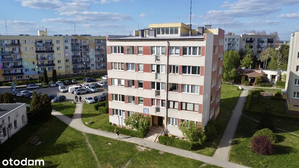 Mieszkanie 3 pokojowe z balkonem i miejscem postojowym.