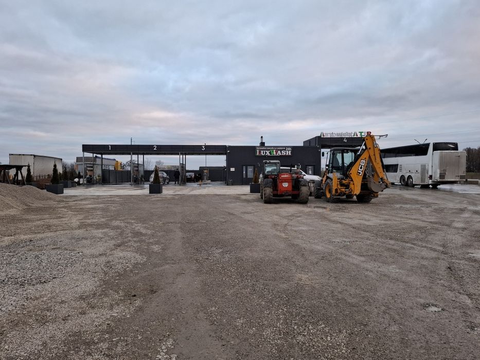 Стоянка тір шиномонтаж автомийка зважування авто..