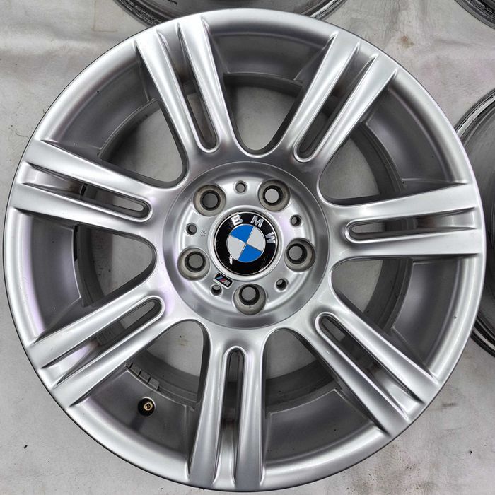 Felgi BMW styling 194  17x8 ET34 17x8,5 ET37