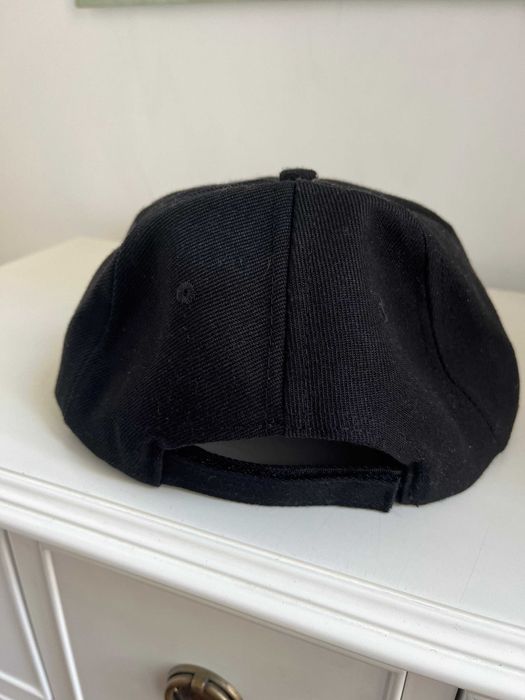 Boné de algodão preto - frase filosófica e design exclusivo!