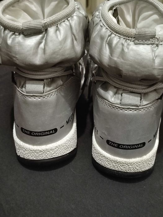 Дитячі зимові чобітки Moon Boot Original  EU 32