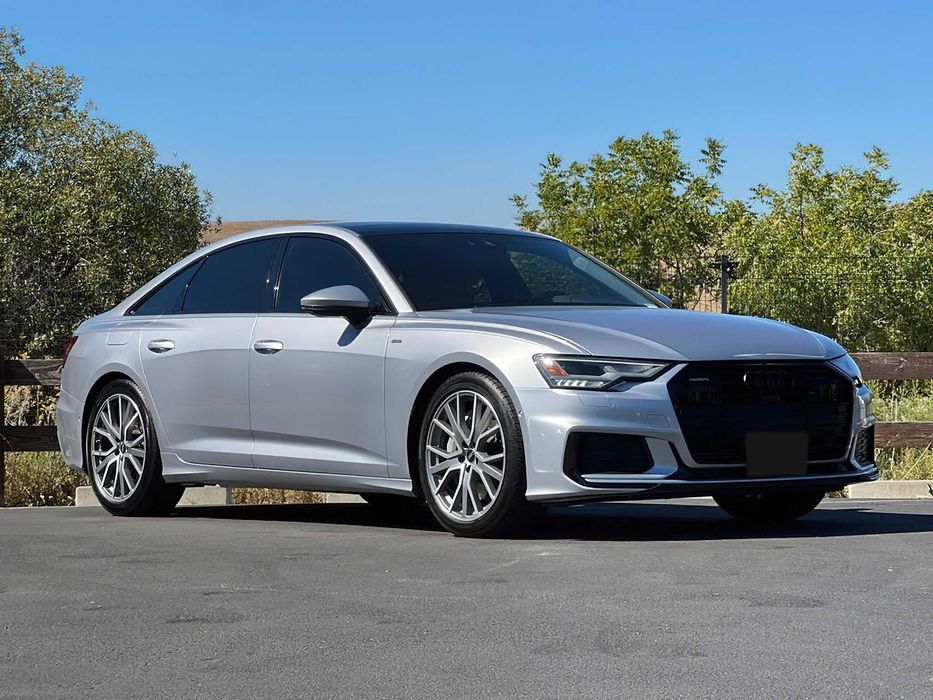 Audi A6      2023