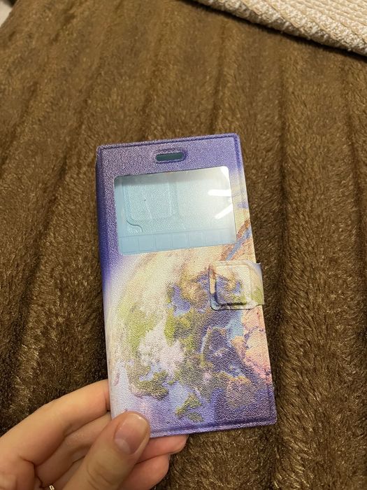 Універсальний чохол для мобільного телефону