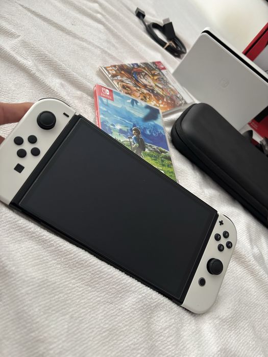 Nintendo Switch OLED Branca