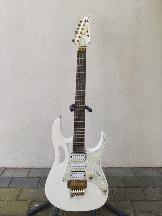 Gitara Ibanez JEM7V-WH Steve'a Vaia 2005 Japan