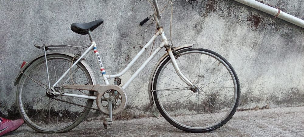 Conjunto de 20 bicicletas antigas (preço total)