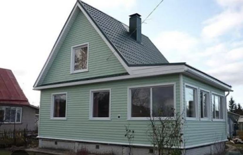 Сайдинг вініловий та металевий.