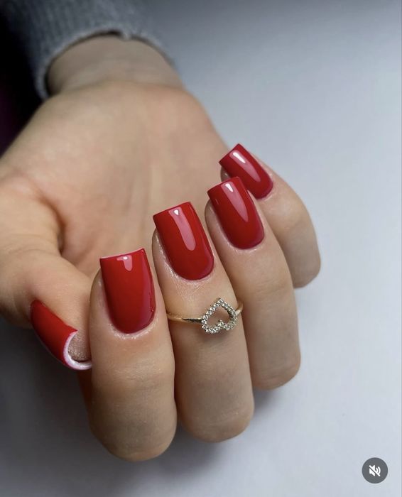 Manicure Pedicure Przedłużanie paznokci