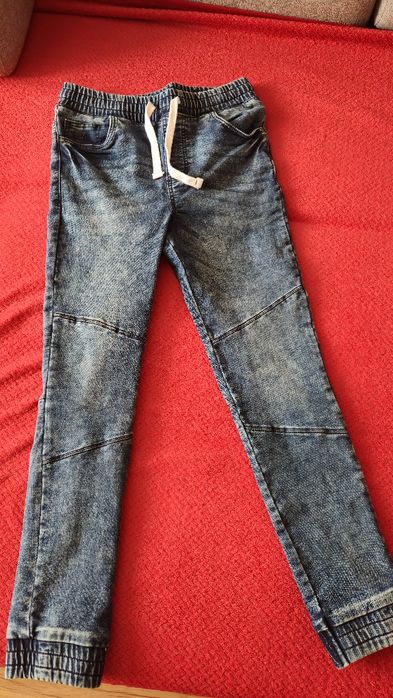 Joggers nowe diverse