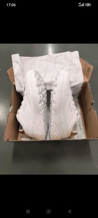 Skechers novos senhora