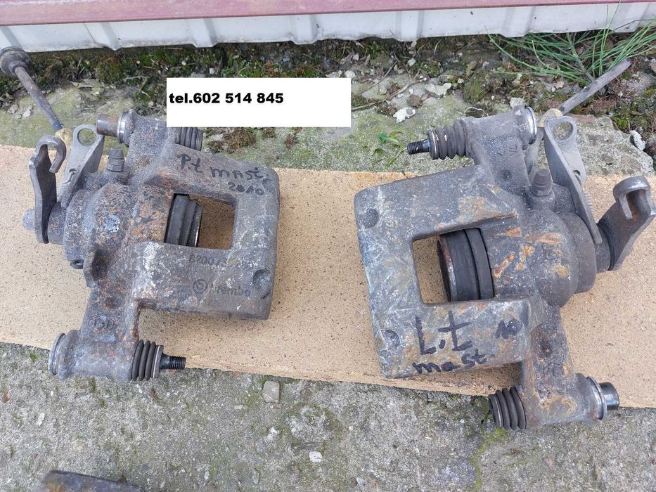 Zaciski Tył Master  2,3  III  Movano  Bliźniak 2010 >