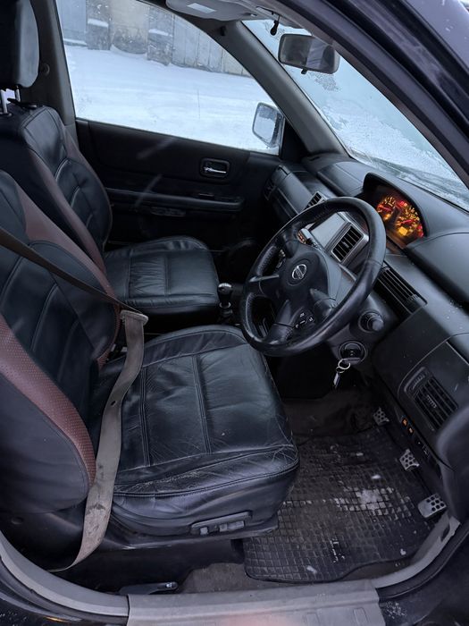 Nissan X-trail 2002рік 2,2 дизель повний привід 4х4