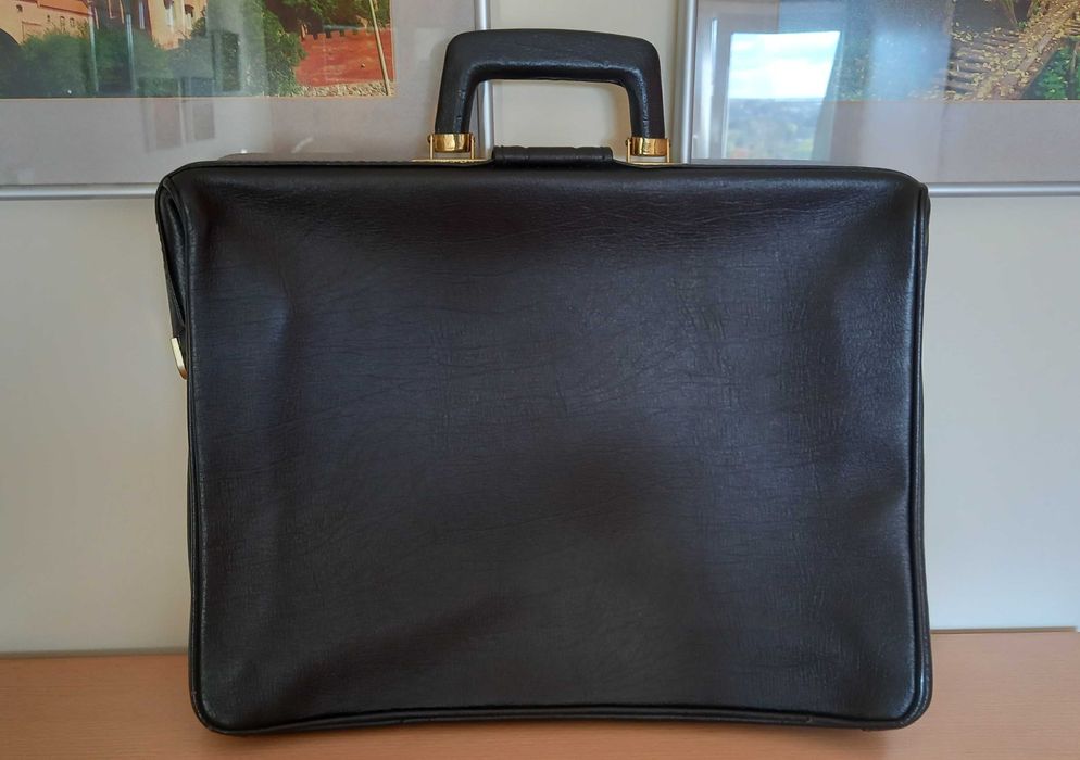 Biglowa skórzana teczka męska, vintage, NRD 1977