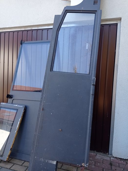 Sprzedam drzwi autobus jelcz