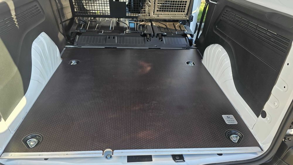 Podłoga L1 -Proace City, Berlingo, Doblo,Rifter, Combo- wysyłka Gratis