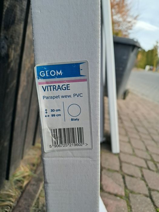 Parapet wew. biały PCV Vitrage szer. 33, dł. 99 cm