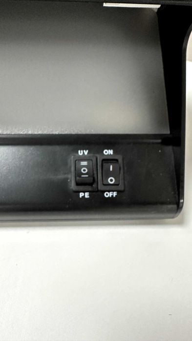 Ультрафіолетовий детектор банкнот DL-109