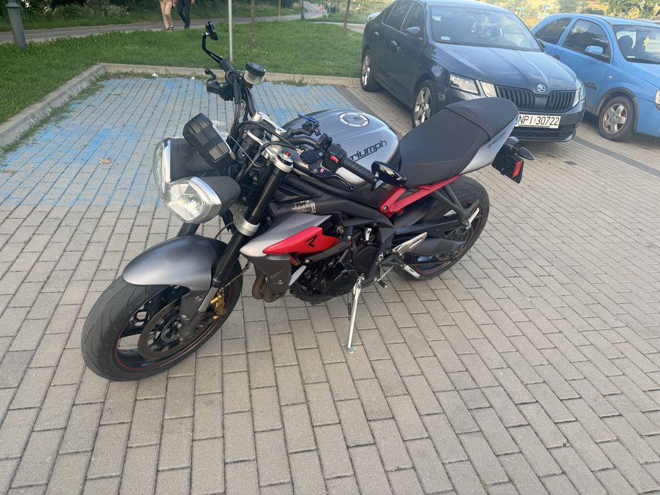 Triumph Street Triple 675 R