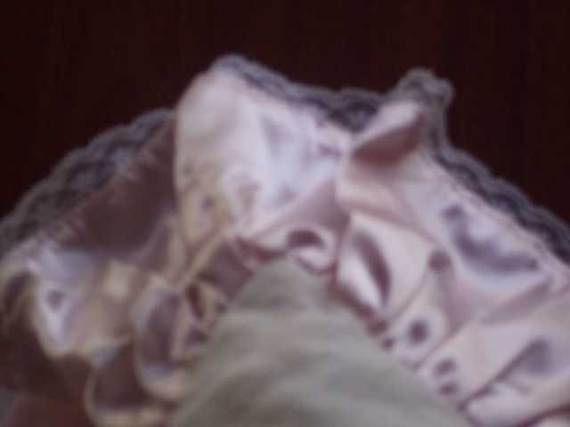 Almofada nova bordada à mão